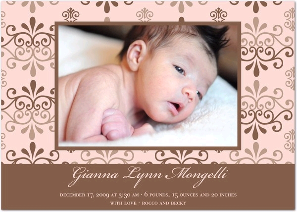 Gianna Lynn was born on 121709 at 330am weighing in at 6lbs 15oz and 